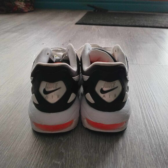 Nike Air Max 2 Light Women's 7.5 Running Shoe |  black, white, vibrant accents - Picture 5 of 8